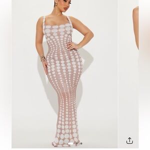 Elegant Polka Dot Maxi Dress